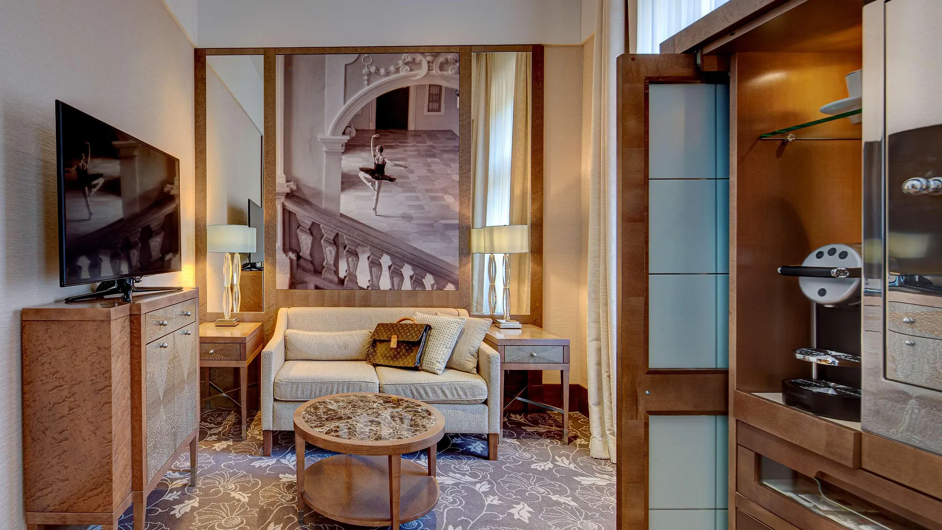 Anantara Palais Hansen Vienna - Newly Renovated 5*,