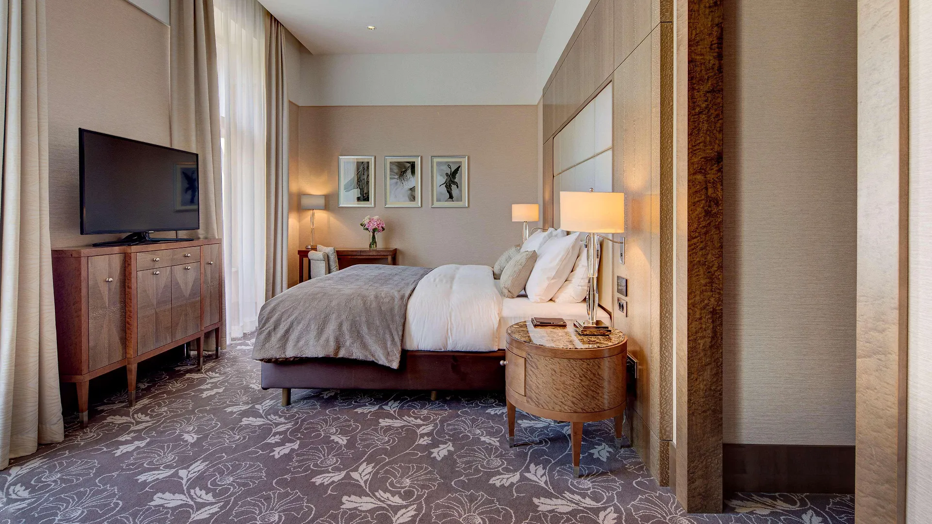***** Hotel Anantara Palais Hansen Vienna - Newly Renovated Austria