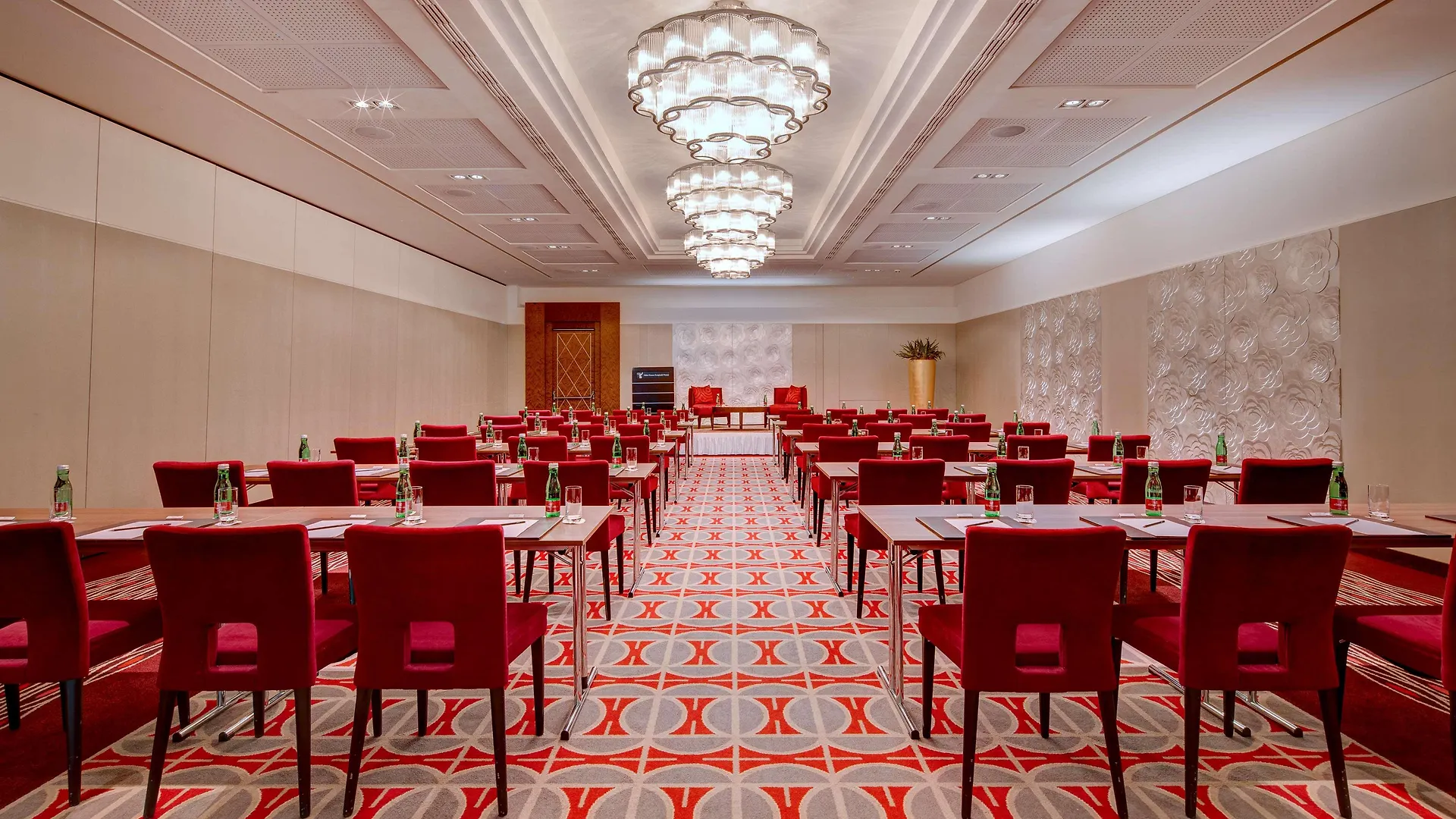 Anantara Palais Hansen Vienna - Newly Renovated 5*,