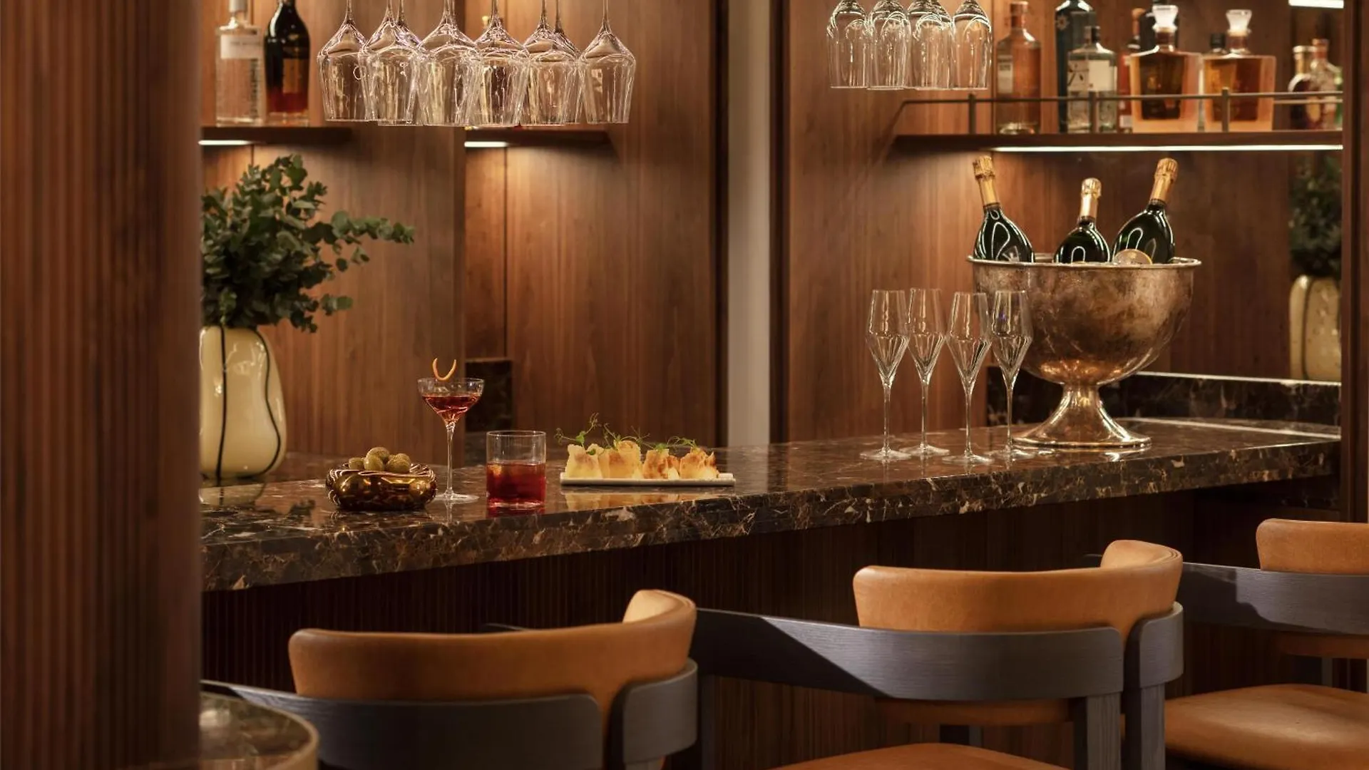 Hotel Anantara Palais Hansen Vienna - Newly Renovated
