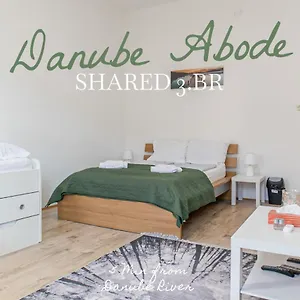 Convenient Shared - Near Danube & Millenium Tower Pensjonat