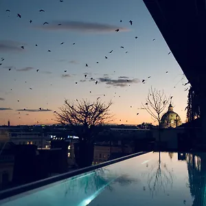 Grand Ferdinand - Your In The Center Βιέννη