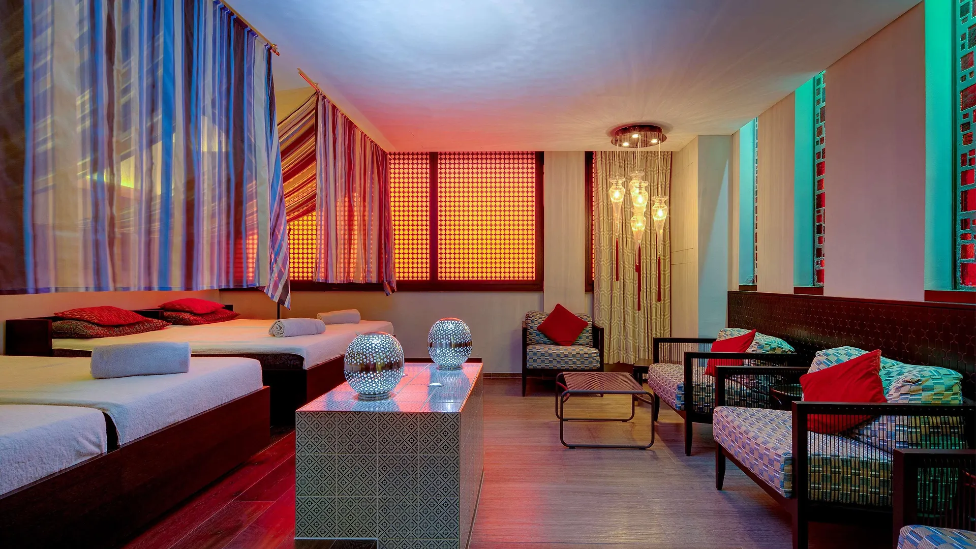 Hotel Anantara Palais Hansen Vienna - Newly Renovated