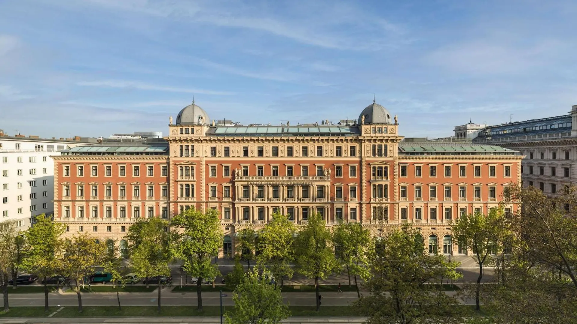 Hotel Anantara Palais Hansen Vienna - Newly Renovated