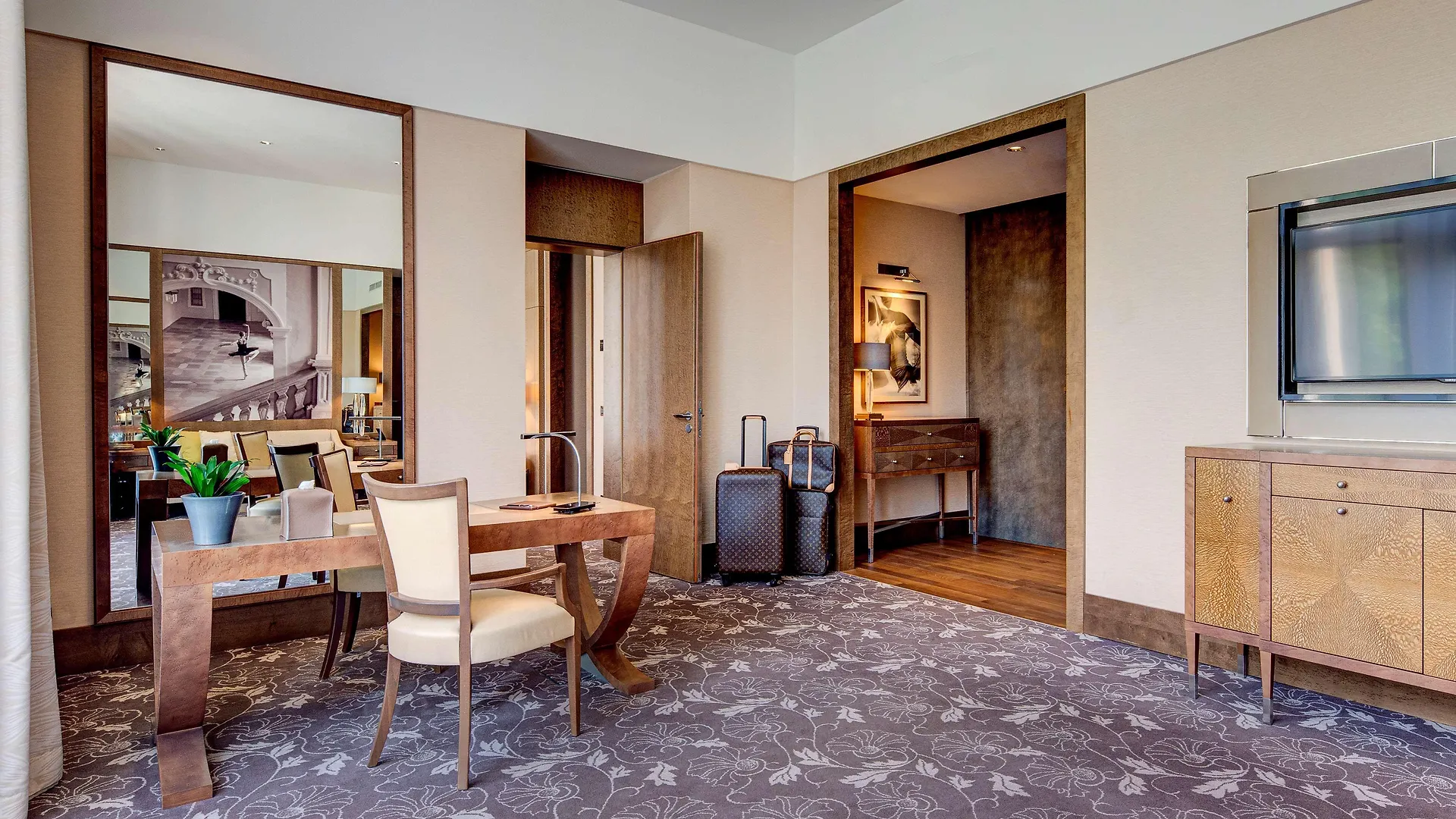 מלון Anantara Palais Hansen Vienna - Newly Renovated